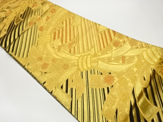 金彩束ね熨斗に松・花模様織出し袋帯